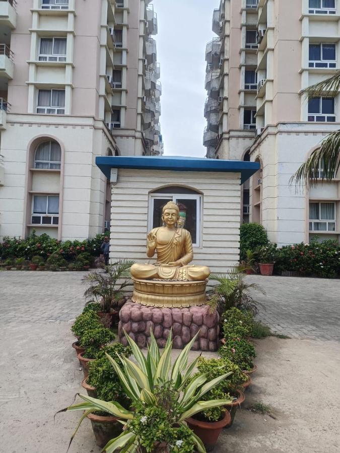 Green Heaven Shree Hotel Puri Buitenkant foto
